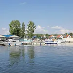 Bådhotel Boats & Yachts At Harbor By Kuhnle-tours 3*