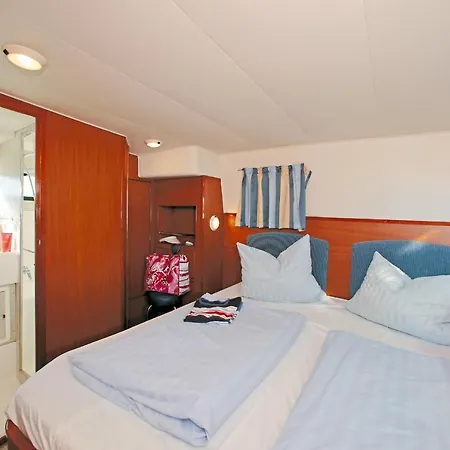 Botel Kuhnle-tours Hafendorf Mueritz Rechlin