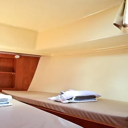 Botel Kuhnle-tours Hafendorf Mueritz