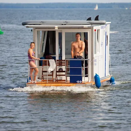Kuhnle-tours Hafendorf Mueritz Botel 3*