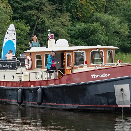 Botel Kuhnle-tours Hafendorf Mueritz