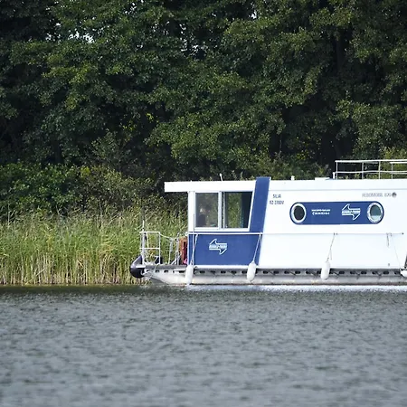 Botel Kuhnle-tours Hafendorf Mueritz Rechlin
