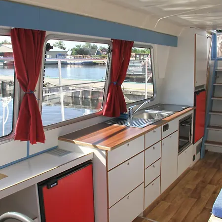 Kuhnle-tours Hafendorf Mueritz 3*