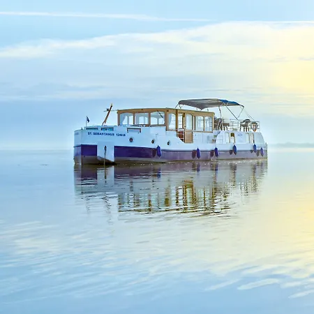 Πλωτό κατάλυμα Boats & Yachts At Marina By Kuhnle-tours 3*