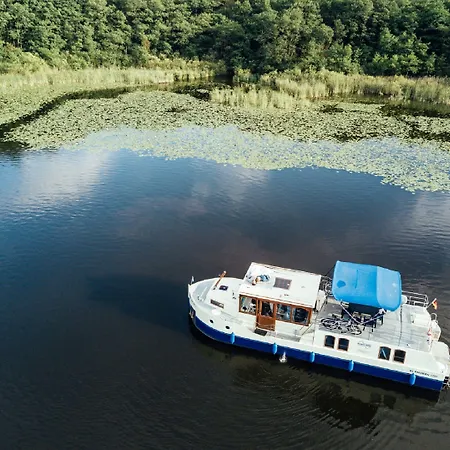 Båthotell Boats & Yachts At Harbor By Kuhnle-tours 3*