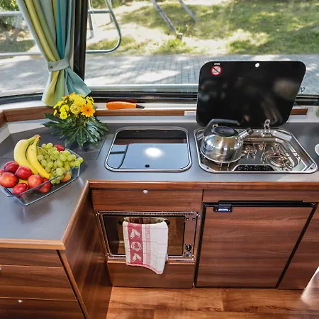 Båthotell Boats & Yachts At Harbor By Kuhnle-tours Rechlin