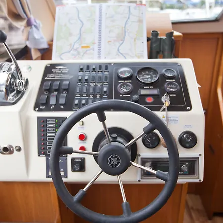 Båthotell Boats & Yachts At Harbor By Kuhnle-tours 3*