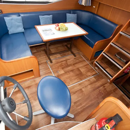 Boats & Yachts At Harbor By Kuhnle-tours Båthotell 3*