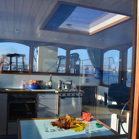 Boats & Yachts At Harbor By Kuhnle-tours 3* Rechlin