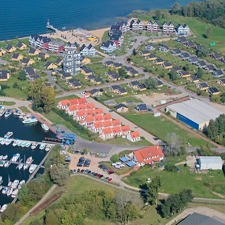 Boats & Yachts At Harbor By Kuhnle-tours Båthotell Rechlin