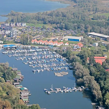 Πλωτό κατάλυμα Boats & Yachts At Marina By Kuhnle-tours