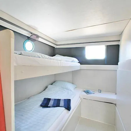 Båthotell Boats & Yachts At Harbor By Kuhnle-tours 3*