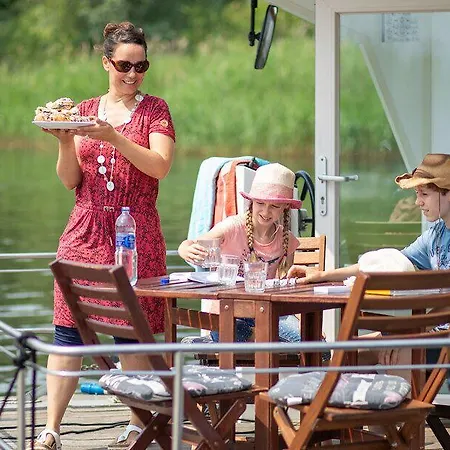 Båthotell Boats & Yachts At Harbor By Kuhnle-tours 3*