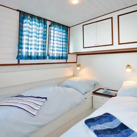 Boats & Yachts At Marina By Kuhnle-tours 3* Rechlin