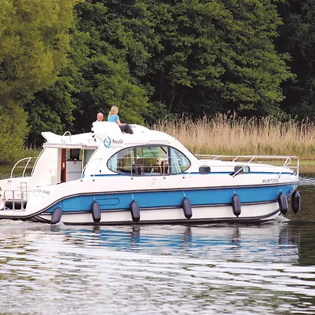Boats & Yachts At Marina By Kuhnle-tours 3*